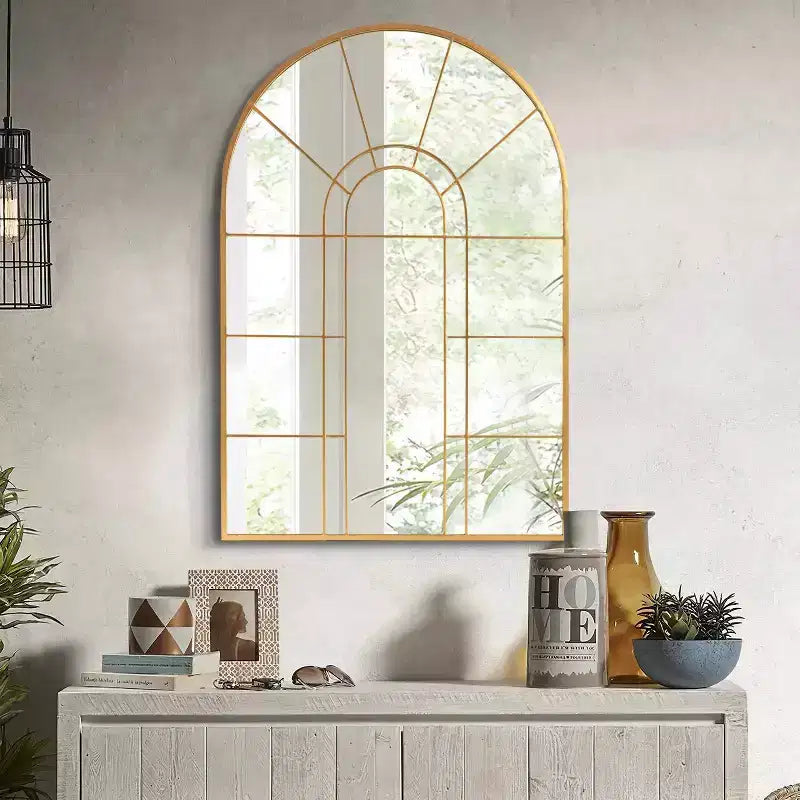 Miroir mural à cadre métallique arqué